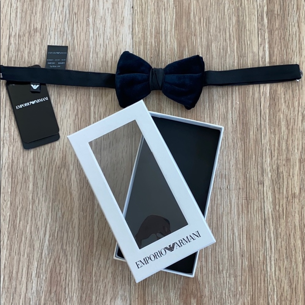 Emporio Armani Blue Velvet Bow Tie NWT